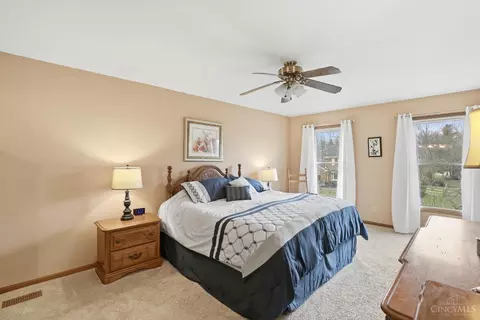 Bedroom - 7468 Kingston View Ct, Cincinnati, OH 45255 photo 2 of 5