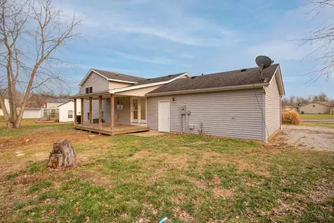 Exterior - 20 Douglas Cir, Georgetown, OH 45121 photo 3 of 5