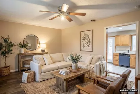 Living - 20 Douglas Cir, Georgetown, OH 45121 photo 1 of 2