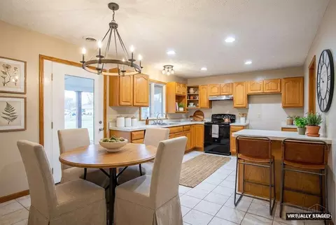 Kitchen - 20 Douglas Cir, Georgetown, OH 45121 photo 1 of 2