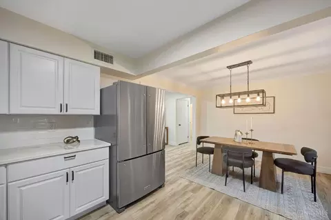 Dining - 3286 Tulsa Ct, Cincinnati, OH 45238 photo 2 of 4