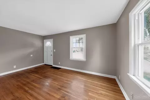 Living - 1877 Ashbrook Dr, Cincinnati, OH 45238 photo 2 of 2