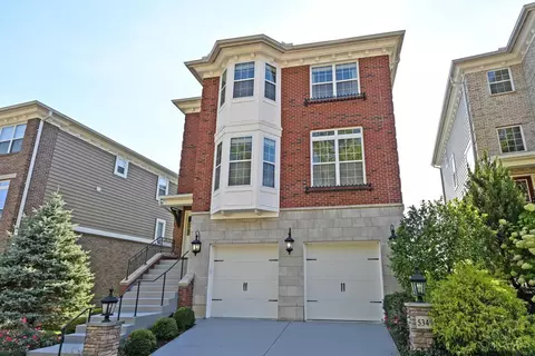5349 Grand Vista Ct, Cincinnati, OH 45227