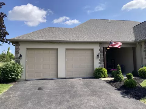 516 Salzberg Ln, Springdale, OH 45246