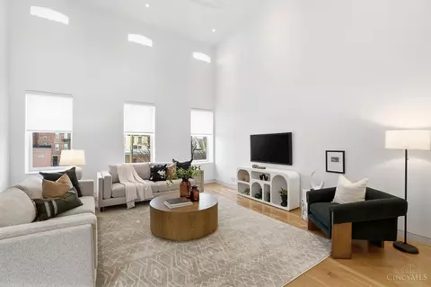 1824 Elm St, Cincinnati, OH 45202