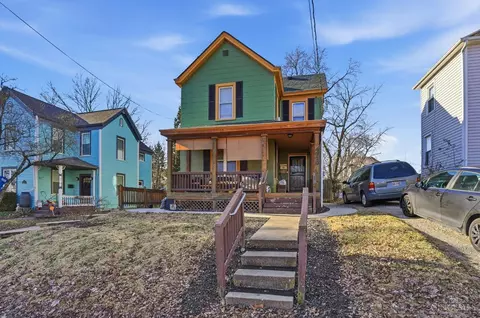 4719 Castle Pl, Cincinnati, OH 45227