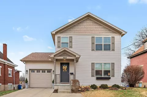3933 Kenkel Ave, Cheviot, OH 45211
