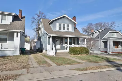 Exterior - 4136 Maple Dr, Cincinnati, OH 45209 photo 1 of 9