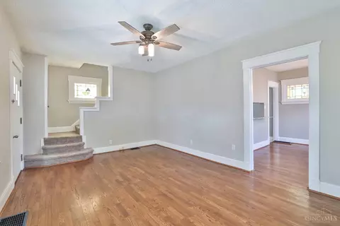 Living - 4136 Maple Dr, Cincinnati, OH 45209 photo 4 of 5