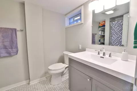 Bath - 1771 Keith Dr, Reading, OH 45215 photo 2 of 2