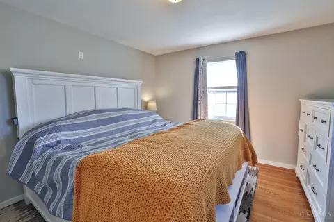 Bedroom - 1771 Keith Dr, Reading, OH 45215 photo 2 of 3