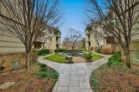 Exterior - 2376 Madison Rd, Cincinnati, OH 45208 photo 8 of 8