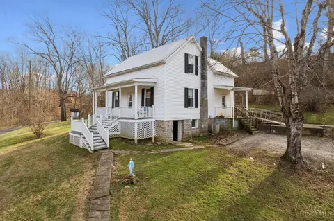 7340 Chicken Hollow Rd, Ripley, OH 45167