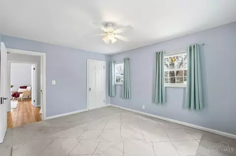 Bedroom - 3935 Eileen Dr, Cincinnati, OH 45209 photo 4 of 6