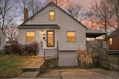8417 Royal Heights Dr, Colerain Twp, OH 45239