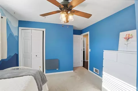 Bedroom - 3255 Harmony Ln, Cincinnati, OH 45248 photo 5 of 7