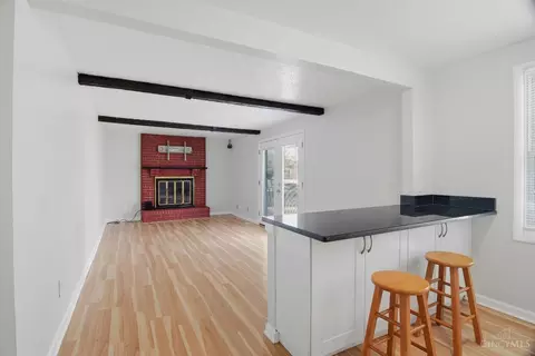 Living - 1314 Waycross Rd, Forest Park, OH 45240 photo 3 of 5