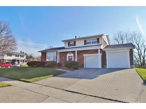 5461 Bellfield Ln, Cincinnati, OH 45238