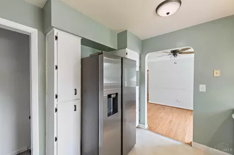 Entry Way - 77 Handel Ln, Cincinnati, OH 45218 photo 1 of 1