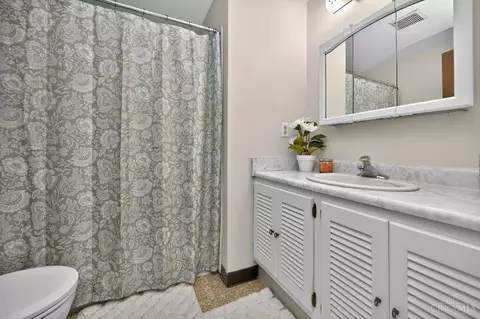 Bath - 8846 Morley Pl, Maineville, OH 45039 photo 3 of 3