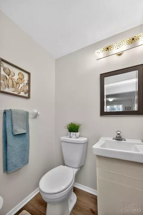 Bath - 8846 Morley Pl, Maineville, OH 45039 photo 1 of 3