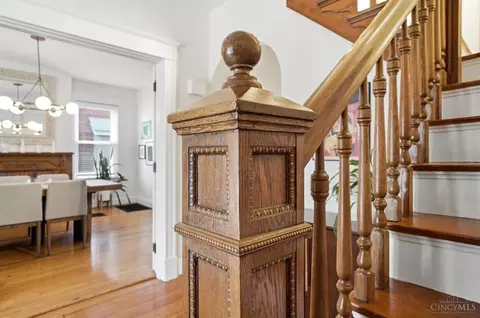 Entry Way - 3414 Monteith Ave, Cincinnati, OH 45208 photo 8 of 14