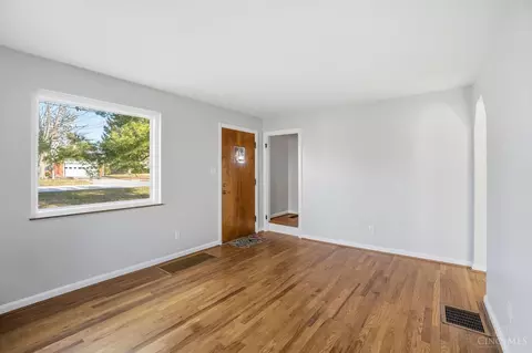 Living - 4413 Hunt Rd, Blue Ash, OH 45242 photo 3 of 3