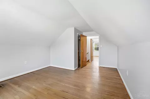 Bedroom - 4413 Hunt Rd, Blue Ash, OH 45242 photo 11 of 14