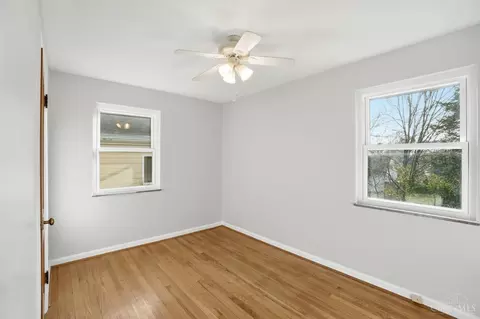 Bedroom - 4413 Hunt Rd, Blue Ash, OH 45242 photo 6 of 14