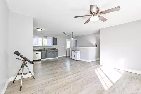 Living - 3875 Michael Dr, Cincinnati, OH 45255 photo 3 of 3