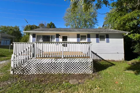 Exterior - 3875 Michael Dr, Cincinnati, OH 45255 photo 2 of 7
