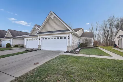 3272 Thoroughbred Dr, Loveland, OH 45140