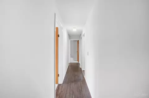 Entry Way - 4152 Larchview Dr, Cincinnati, OH 45236 photo 2 of 5