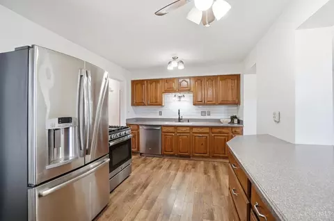 Kitchen - 4152 Larchview Dr, Cincinnati, OH 45236 photo 2 of 7