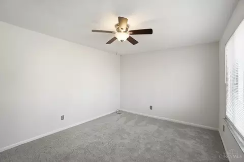 Bedroom - 4152 Larchview Dr, Cincinnati, OH 45236 photo 6 of 10