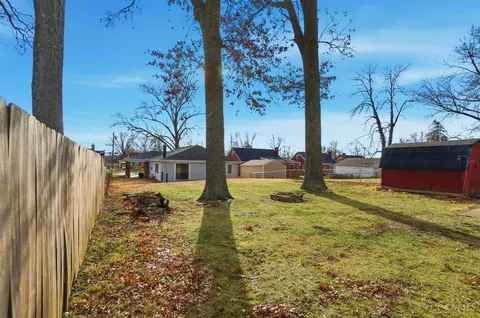 Exterior - 4152 Larchview Dr, Cincinnati, OH 45236 photo 6 of 15