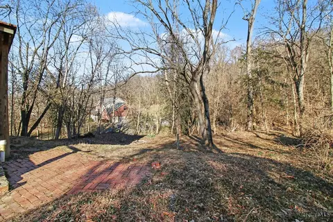 Exterior - 6378 Hillside Ave, Cincinnati, OH 45233 photo 3 of 4