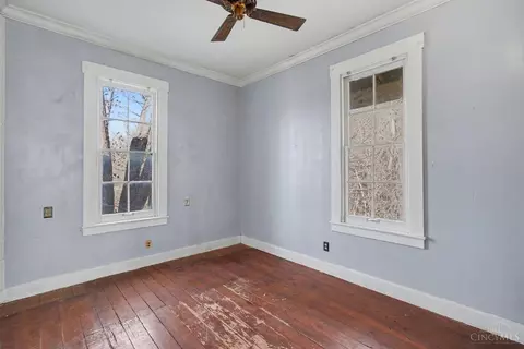 Bedroom - 6378 Hillside Ave, Cincinnati, OH 45233 photo 3 of 7