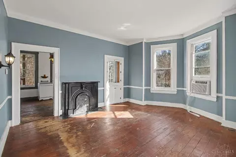 Living - 6378 Hillside Ave, Cincinnati, OH 45233 photo 1 of 1