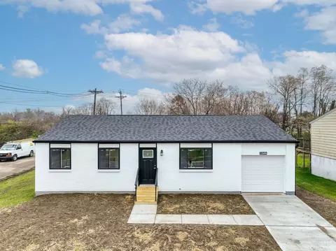 11866 Hitchcock Dr, Forest Park, OH 45240
