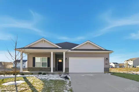 83 Great Horned Dr, Oxford, OH 45056