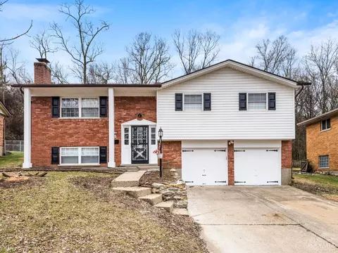 3121 Mary Jane Dr, Cincinnati, OH 45211