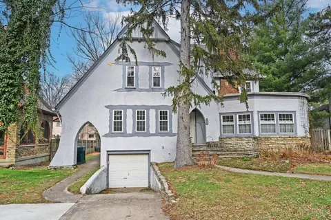 1266 Avon Dr, Cincinnati, OH 45229