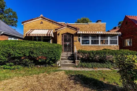 1522 Kenova Ave, Cincinnati, OH 45237