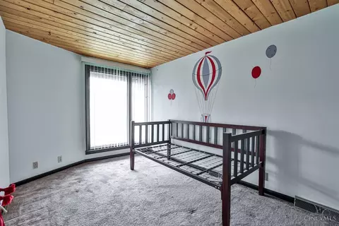 Bedroom - 8288 Bridle Rd, Cincinnati, OH 45244 photo 6 of 6