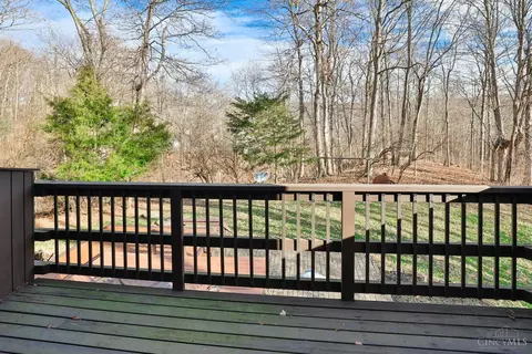Exterior - 8288 Bridle Rd, Cincinnati, OH 45244 photo 8 of 18