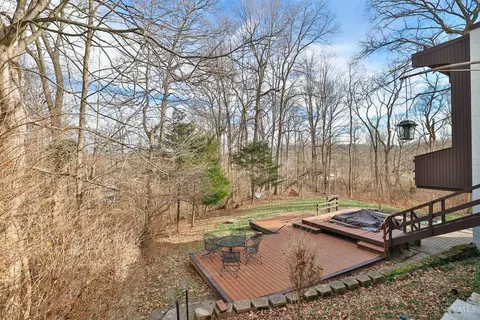 Exterior - 8288 Bridle Rd, Cincinnati, OH 45244 photo 15 of 18
