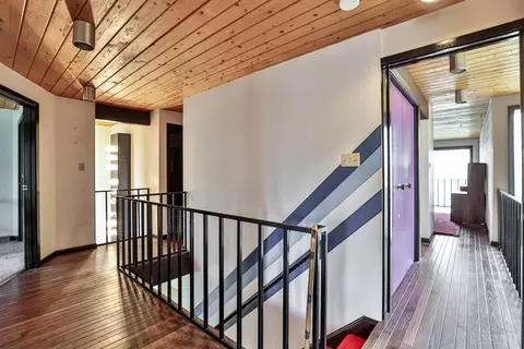 Entry Way - 8288 Bridle Rd, Cincinnati, OH 45244 photo 5 of 5