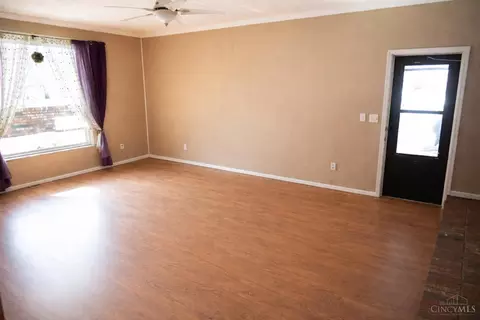 Living - 3 Brater Ct, Hamilton, OH 45013 photo 2 of 2