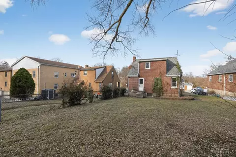 Exterior - 4635 Mayhew Ave, Cincinnati, OH 45238 photo 6 of 7
